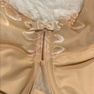 Never worn with tags: Elomi Bra: US 34K